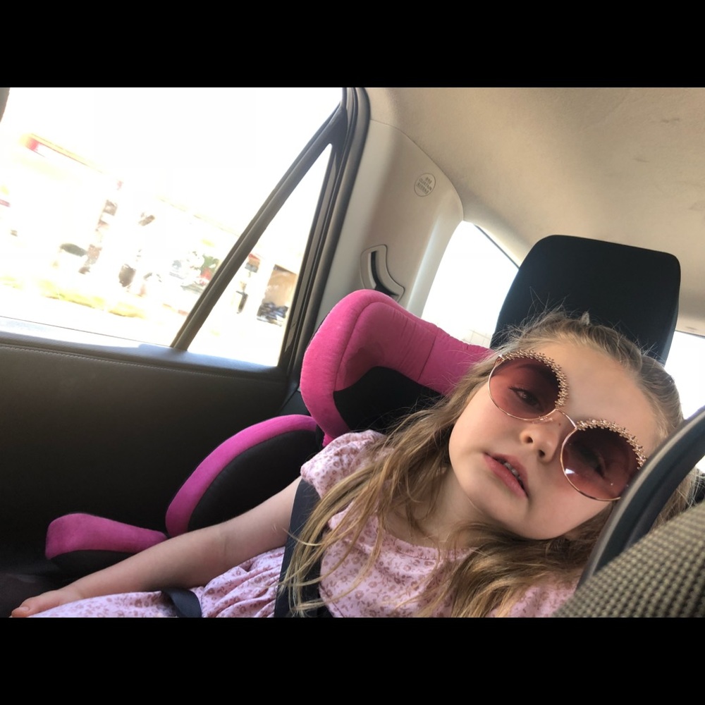 Meet your Posher, Cassie